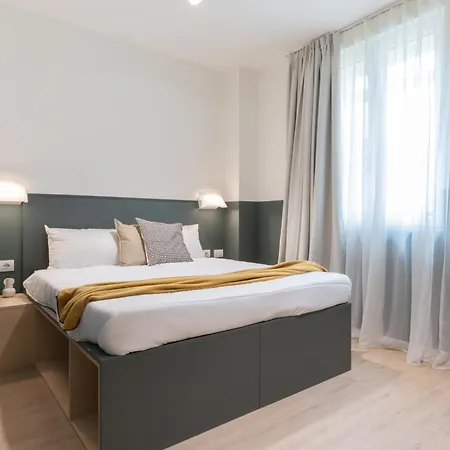 Well-located Campus Near Park Apartman