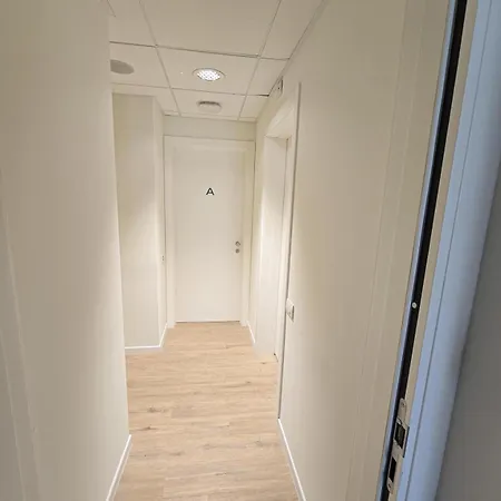 Well-located Campus Near Park * Milano